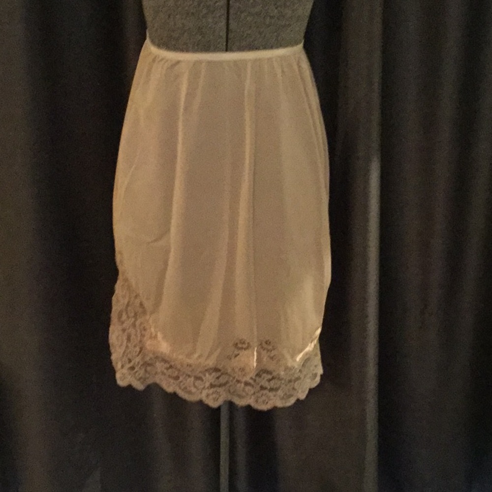 1960s SeamPrufe Cream Half Slip